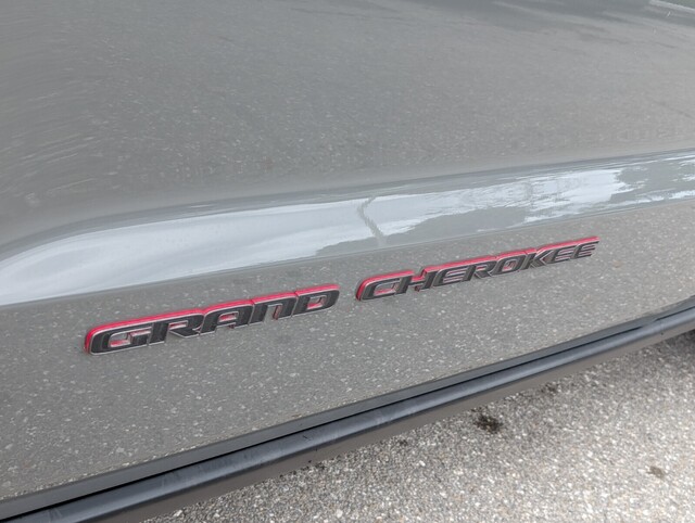 used 2021 Jeep Grand Cherokee car