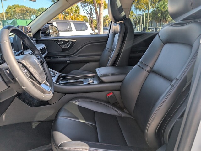 used 2024 Lincoln Aviator car, priced at $42,998