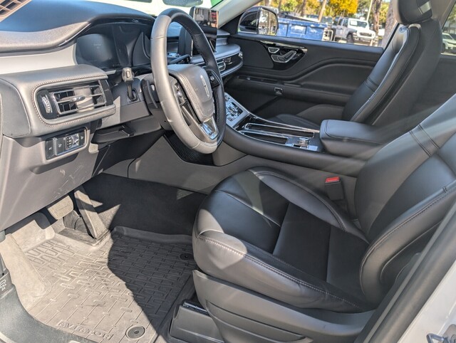 used 2024 Lincoln Aviator car, priced at $42,998