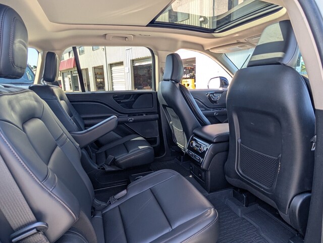 used 2024 Lincoln Aviator car, priced at $42,998