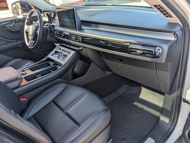 used 2024 Lincoln Aviator car, priced at $42,998