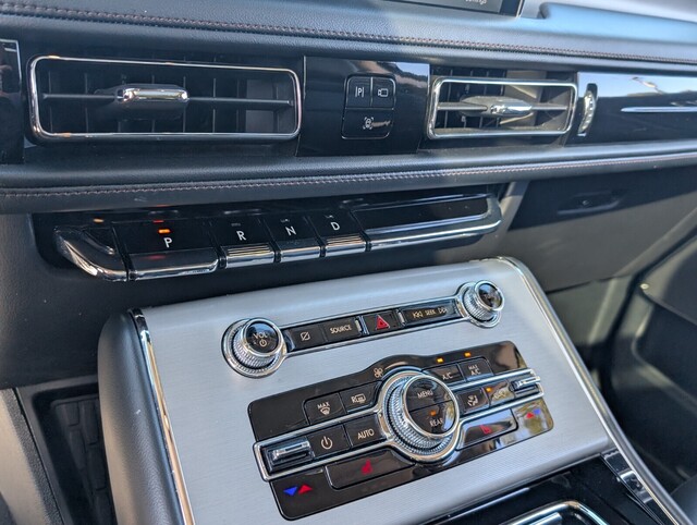 used 2024 Lincoln Aviator car, priced at $42,998