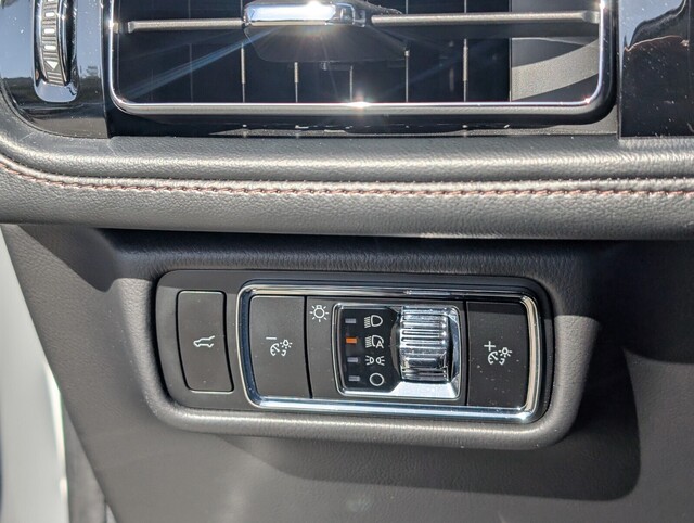 used 2024 Lincoln Aviator car, priced at $42,998