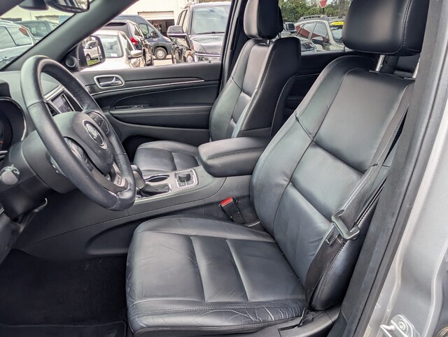 used 2018 Jeep Grand Cherokee car, priced at $17,500