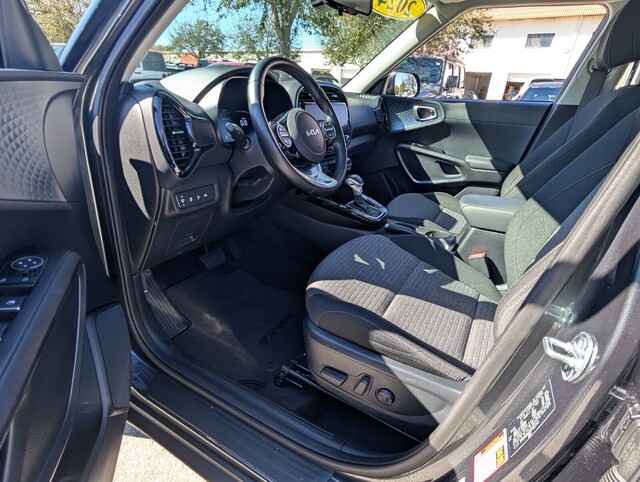 used 2024 Kia Soul car, priced at $19,498