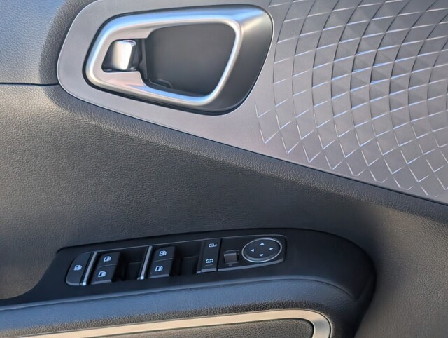 used 2024 Kia Soul car, priced at $19,498