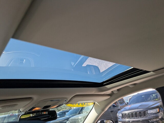 used 2018 Jeep Cherokee car, priced at $16,998