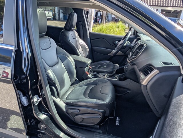 used 2018 Jeep Cherokee car, priced at $16,998