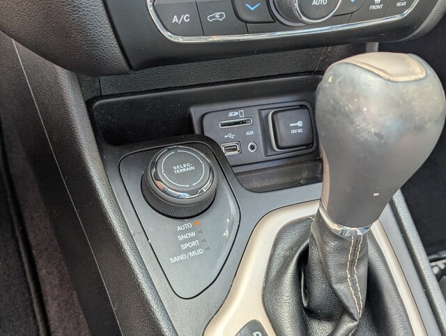 used 2018 Jeep Cherokee car, priced at $16,998