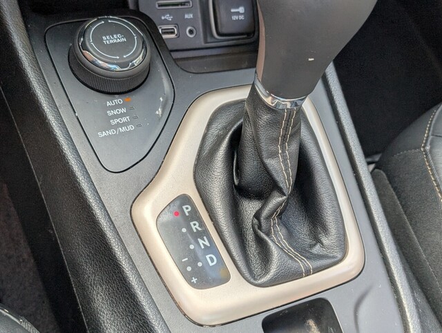 used 2018 Jeep Cherokee car, priced at $16,998