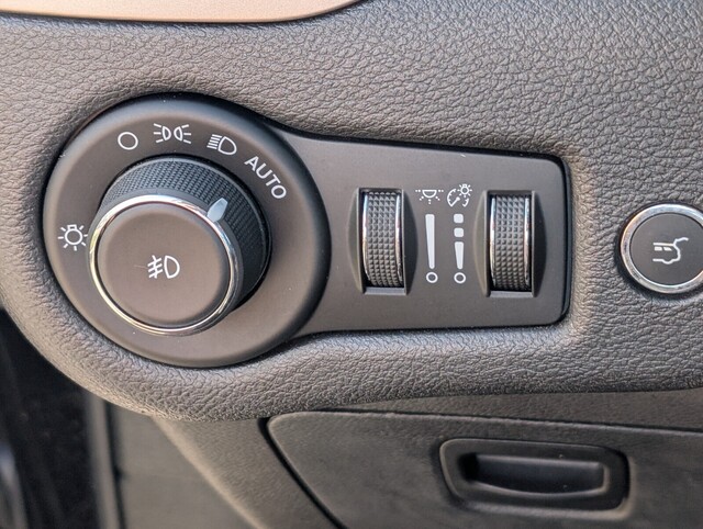 used 2018 Jeep Cherokee car, priced at $16,998