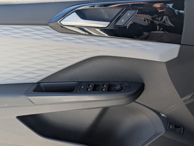 used 2022 Volkswagen Taos car, priced at $18,498