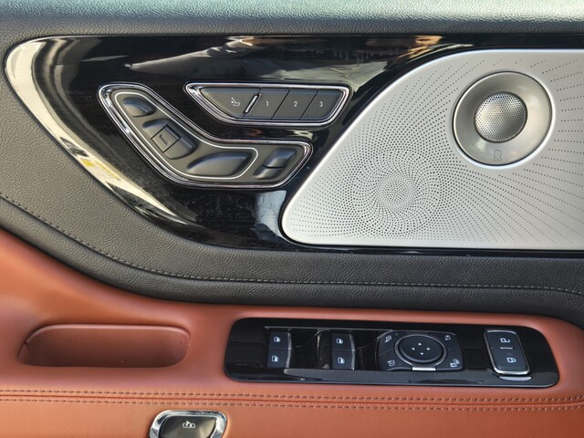 used 2025 Lincoln Aviator car, priced at $62,988