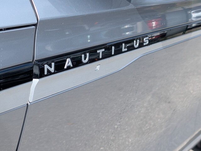 used 2025 Lincoln Nautilus car, priced at $47,598