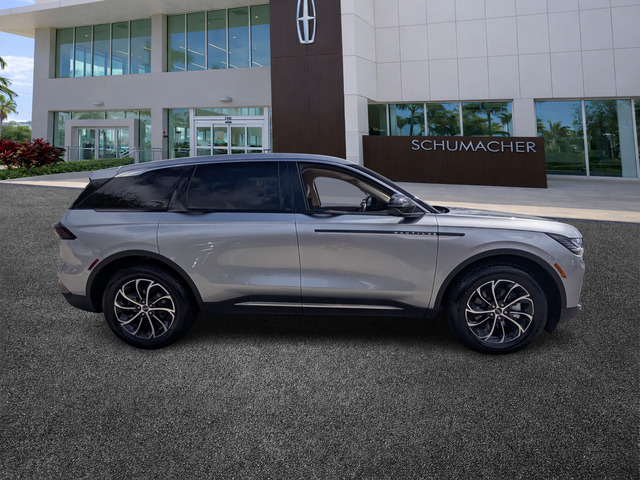 used 2025 Lincoln Nautilus car, priced at $47,598