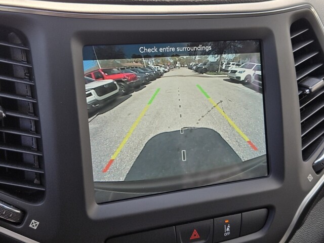 used 2022 Jeep Cherokee car