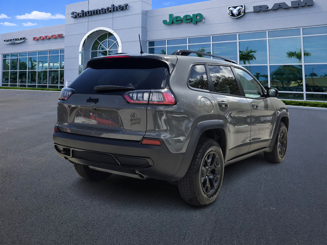 used 2022 Jeep Cherokee car