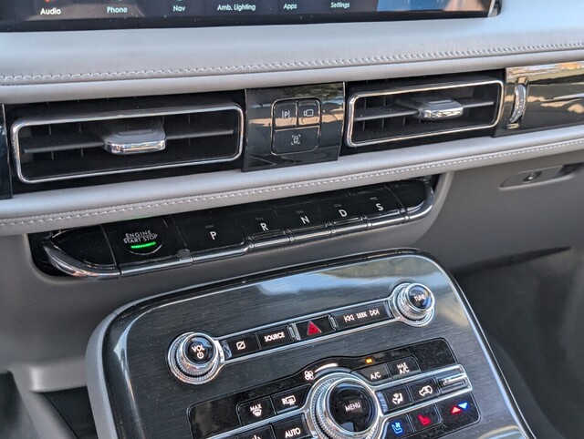 used 2022 Lincoln Nautilus car, priced at $29,888