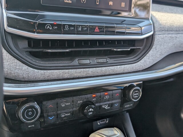 used 2022 Jeep Compass car, priced at $16,500