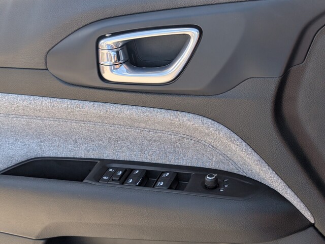 used 2022 Jeep Compass car, priced at $16,500