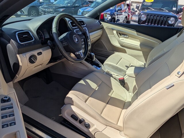 used 2013 Volkswagen Eos car, priced at $10,988