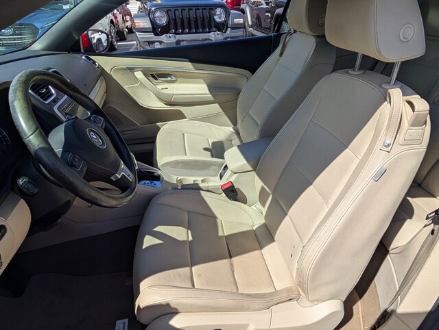 used 2013 Volkswagen Eos car, priced at $10,988