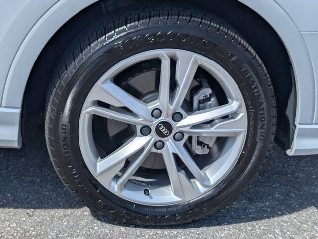 used 2021 Audi Q3 car, priced at $23,888