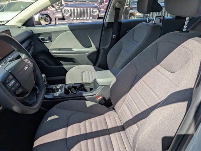 used 2025 Kia K4 car, priced at $19,998