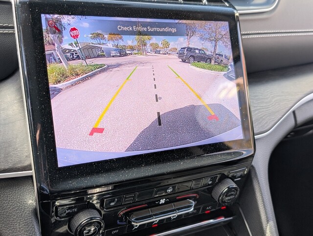 used 2024 Jeep Grand Cherokee car, priced at $34,777