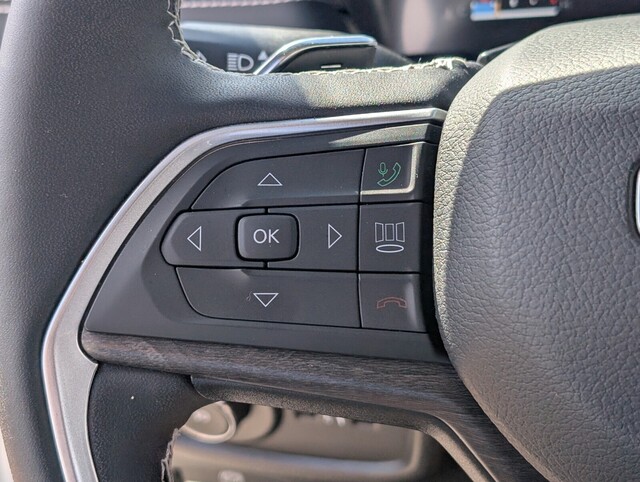 used 2024 Jeep Grand Cherokee car, priced at $34,777