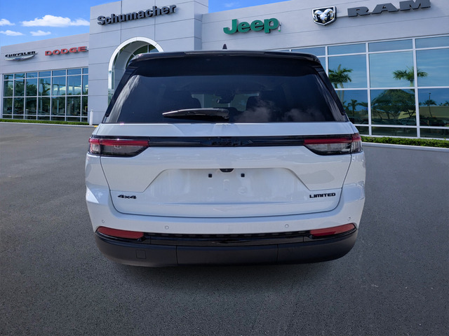 used 2024 Jeep Grand Cherokee car, priced at $34,777