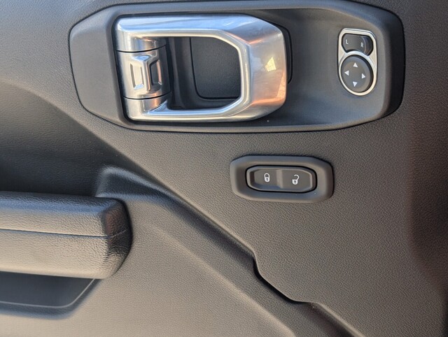 used 2022 Jeep Wrangler car, priced at $24,998