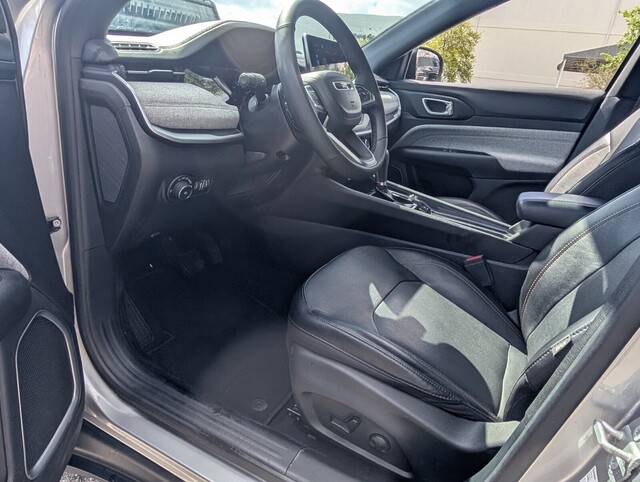 used 2023 Jeep Compass car, priced at $21,298