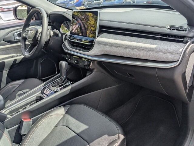 used 2023 Jeep Compass car, priced at $21,298