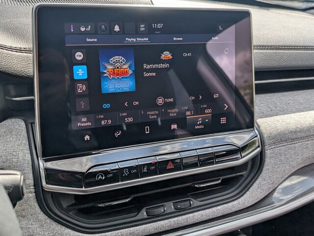 used 2023 Jeep Compass car, priced at $21,298