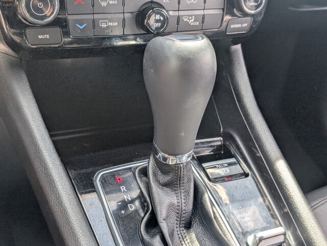 used 2023 Jeep Compass car, priced at $21,298