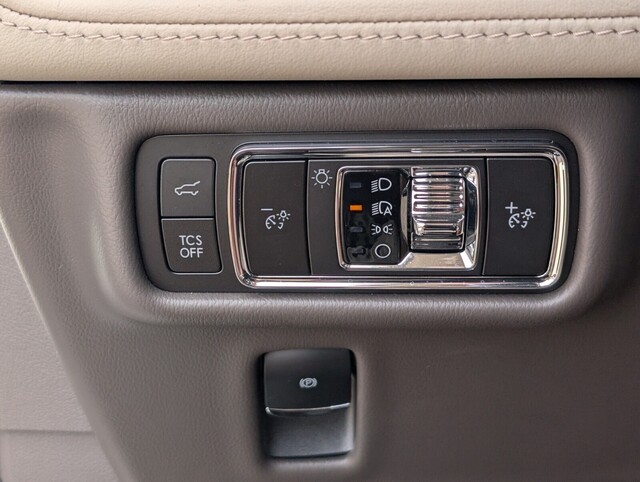 used 2023 Lincoln Nautilus car