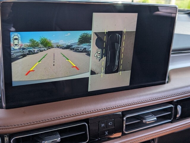 used 2023 Lincoln Nautilus car, priced at $32,888