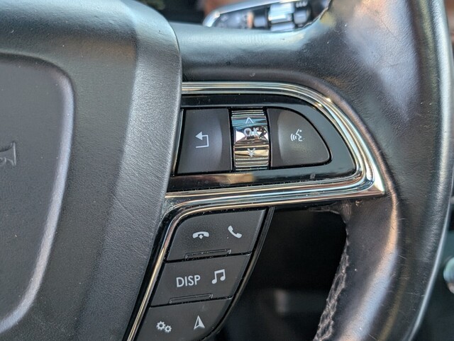 used 2023 Lincoln Nautilus car, priced at $32,888