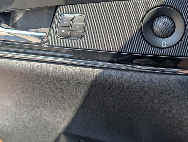 used 2023 Lincoln Nautilus car, priced at $32,888