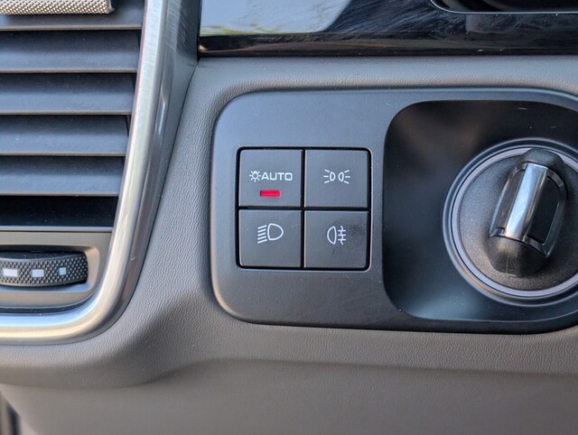 used 2023 Porsche Cayenne car, priced at $67,498