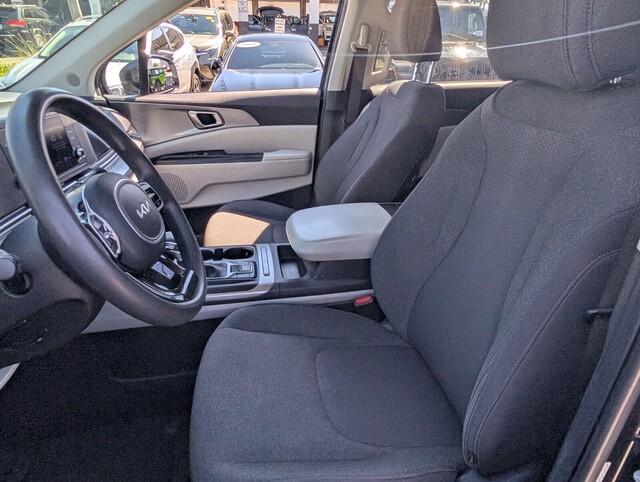 used 2023 Kia CARNIVAL car, priced at $22,500