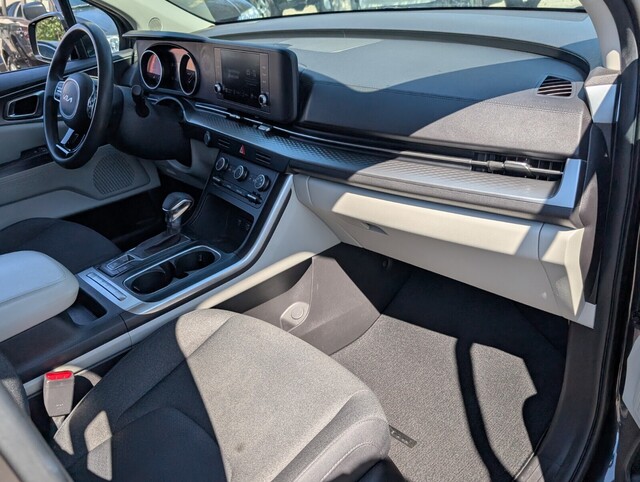 used 2023 Kia CARNIVAL car, priced at $22,500