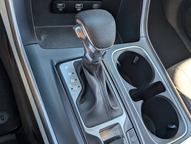 used 2023 Kia CARNIVAL car, priced at $22,500