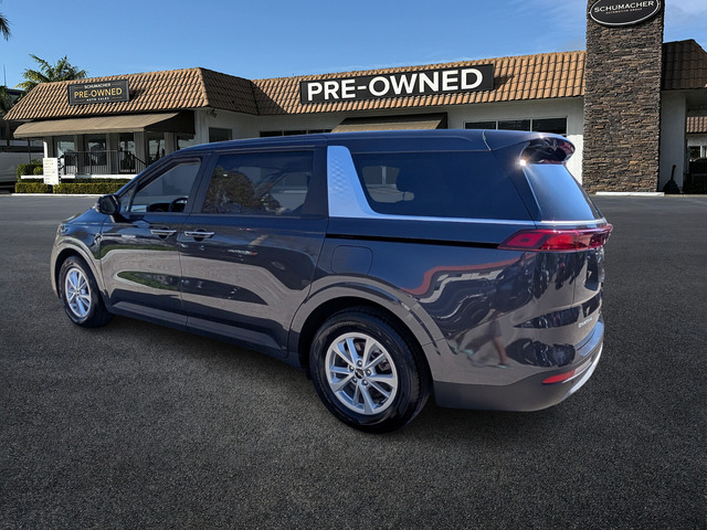 used 2023 Kia CARNIVAL car, priced at $22,500