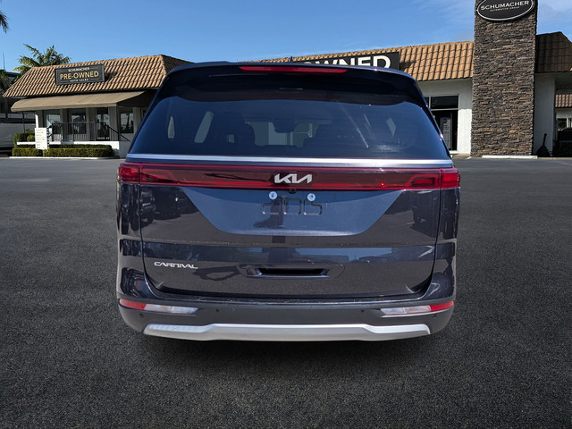used 2023 Kia CARNIVAL car, priced at $22,500