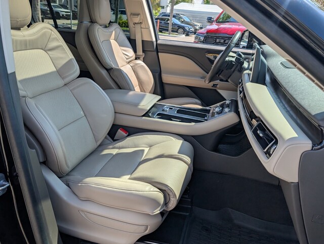 used 2024 Lincoln Aviator car, priced at $48,298
