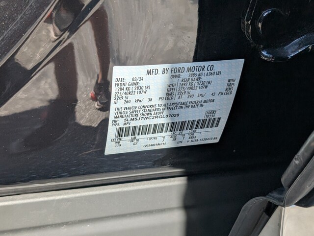 used 2024 Lincoln Aviator car, priced at $48,298