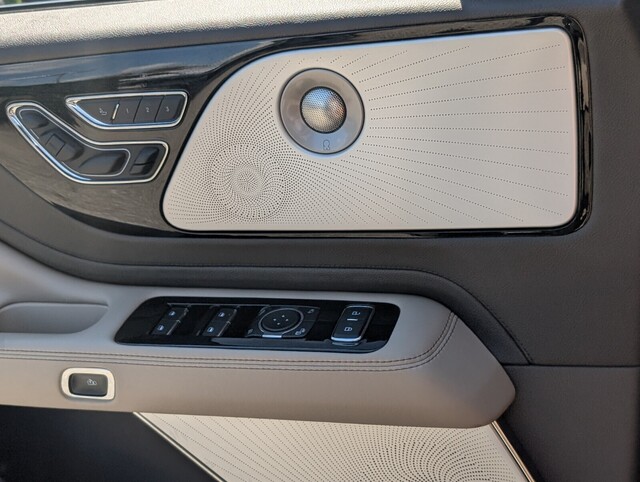 used 2024 Lincoln Aviator car, priced at $48,298