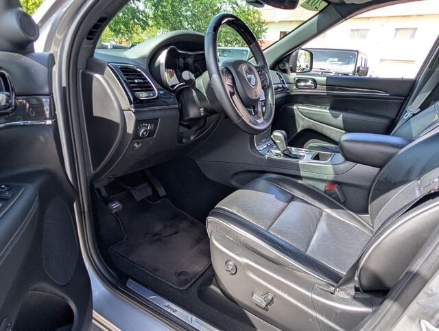 used 2019 Jeep Grand Cherokee car, priced at $19,288